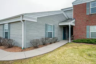 N16W26587 E Fieldhack Dr, Pewaukee, WI 53072 - Photo 1