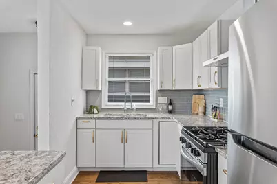 7007 N 41st St, Milwaukee, WI 53209 - Photo 15