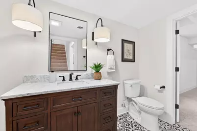 1635  Highland Dr, Elm Grove, WI 53122 - Photo 35