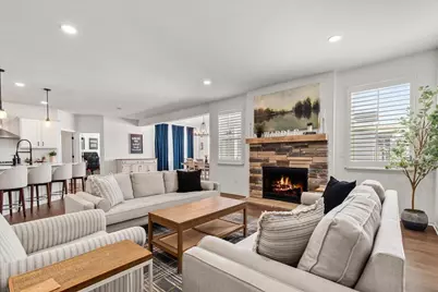 N56W24171  Sabrina Ct, Sussex, WI 53089 - Photo 7