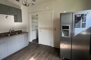 2432 N 39th St, Milwaukee, WI 53210 - Photo 7