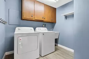 162 N 74th St, Milwaukee, WI 53213 - Photo 15