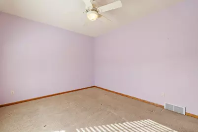 1024  Day Lily Ct, Plymouth, WI 53073 - Photo 21