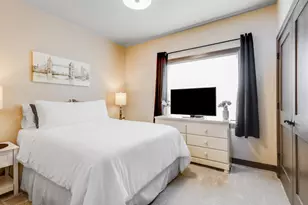 900 Moonbeam Ln, Francis Creek, WI 54214 - Photo 25