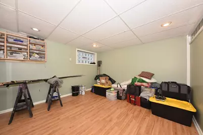 3551 S Woodland Ct, New Berlin, WI 53146 - Photo 37