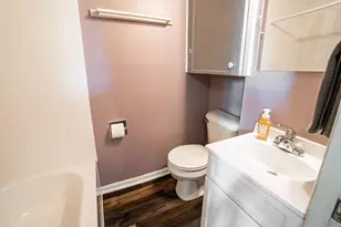 923 Beechwood Ave, Waukesha, WI 53186 - Photo 13