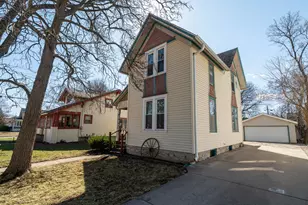 923 Beechwood Ave, Waukesha, WI 53186 - Photo 31