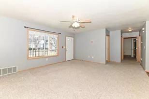 1504 24th Ave, Kenosha, WI 53140 - Photo 7