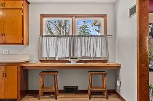 1830 Prospect St, La Crosse, WI 54603 - Photo 9