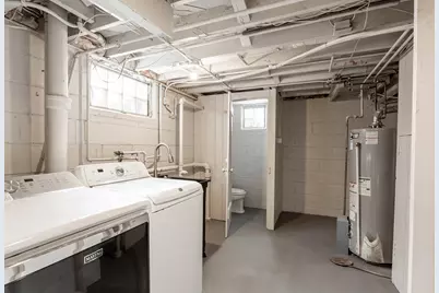 2750 N 61st St, Milwaukee, WI 53210 - Photo 27