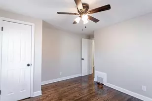 2750 N 61st St, Milwaukee, WI 53210 - Photo 17