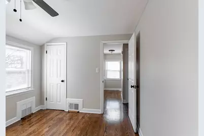 2750 N 61st St, Milwaukee, WI 53210 - Photo 11