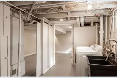 2750 N 61st St, Milwaukee, WI 53210 - Photo 21