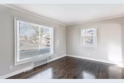 2750 N 61st St, Milwaukee, WI 53210 - Photo 9