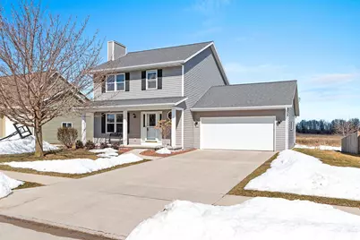 4508  Ridge Ct, Manitowoc, WI 54220 - Photo 3