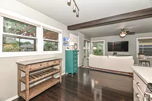 2834 S 57th St, Milwaukee, WI 53219 - Photo 11