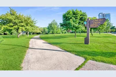 1028 E Juneau Ave #821, Milwaukee, WI 53202 - Photo 15