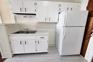 1027 E Center St, Milwaukee, WI 53212 - Photo 41