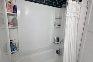 1027 E Center St, Milwaukee, WI 53212 - Photo 29