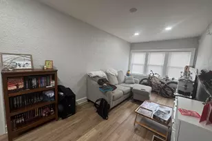 1027 E Center St, Milwaukee, WI 53212 - Photo 9