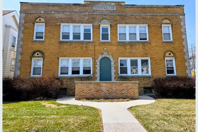 1027 E Center St, Milwaukee, WI 53212 - Photo 1