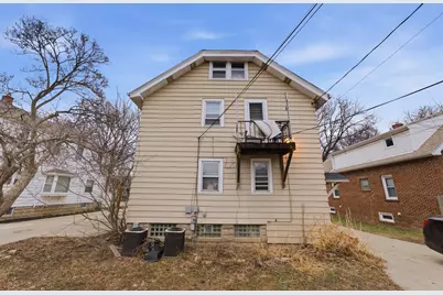 2225 S 82nd St, West Allis, WI 53219 - Photo 3