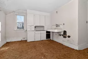 235 W South St, Oconomowoc, WI 53066 - Photo 17