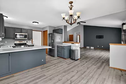 1214  Dayflower Dr, Madison, WI 53719 - Photo 13