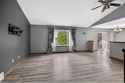 1214  Dayflower Dr, Madison, WI 53719 - Photo 11
