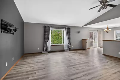 1214  Dayflower Dr, Madison, WI 53719 - Photo 11