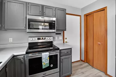 1214  Dayflower Dr, Madison, WI 53719 - Photo 21