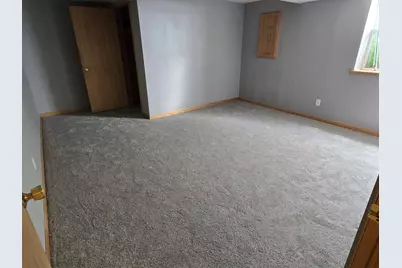 1214  Dayflower Dr, Madison, WI 53719 - Photo 41