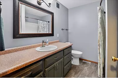 1214  Dayflower Dr, Madison, WI 53719 - Photo 29