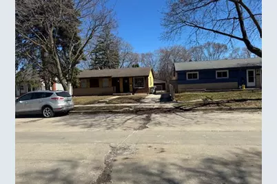 6556 N 51st St, Milwaukee, WI 53223 - Photo 3