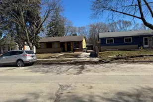 6556 N 51st St, Milwaukee, WI 53223 - Photo 3