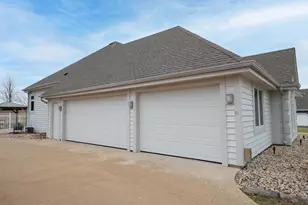 W226N3551 Wethersfield Rd, Pewaukee, WI 53072 - Photo 31