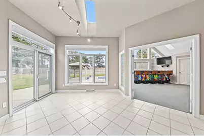 W226N3551  Wethersfield Rd, Pewaukee, WI 53072 - Photo 11