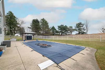 W226N3551  Wethersfield Rd, Pewaukee, WI 53072 - Photo 33