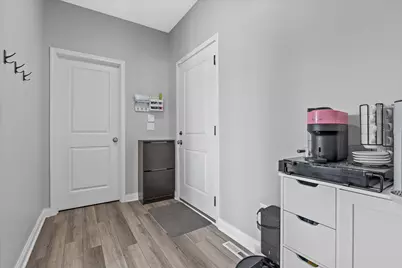 203  Linden Ln, Delavan, WI 53115 - Photo 17