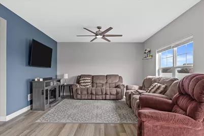 203  Linden Ln, Delavan, WI 53115 - Photo 13