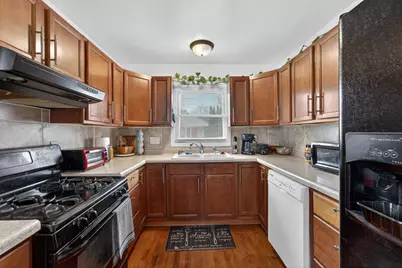 1104  North St, Racine, WI 53402 - Photo 7