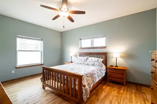 4915 Meadowview Ct, Cedarburg, WI 53024 - Photo 19