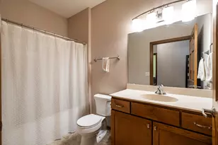 4915 Meadowview Ct, Cedarburg, WI 53024 - Photo 27