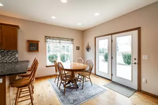 4915 Meadowview Ct, Cedarburg, WI 53024 - Photo 11