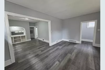 1271 N 43rd St, Milwaukee, WI 53208 - Photo 1