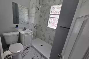 1271 N 43rd St, Milwaukee, WI 53208 - Photo 7