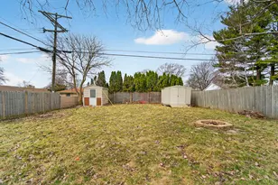 24 Oregon St, Racine, WI 53405 - Photo 23