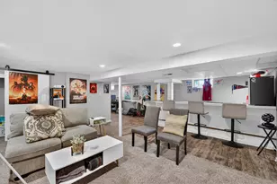 24 Oregon St, Racine, WI 53405 - Photo 15