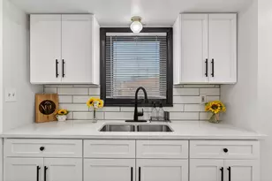 4648 S 14th St, Milwaukee, WI 53221 - Photo 11