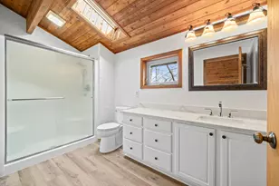 242 Waubun Dr, Fontana, WI 53125 - Photo 13